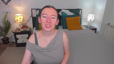 Catrin online show from 12/17/24, 02:23