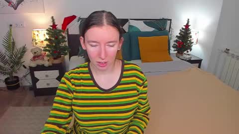 Catrin online show from 01/14/25, 01:58