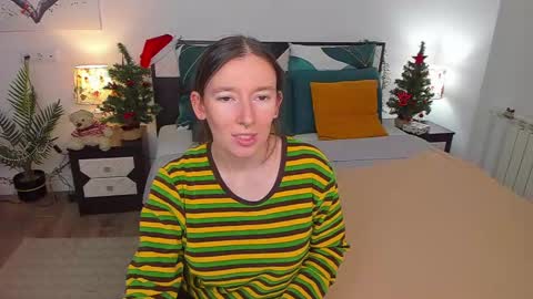 Catrin online show from 01/14/25, 05:08