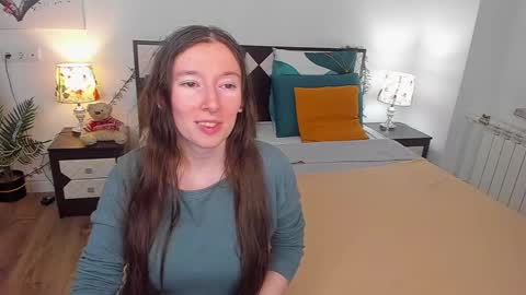 Catrin online show from 02/08/25, 06:12