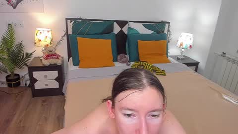 Catrin online show from 02/17/25, 11:13