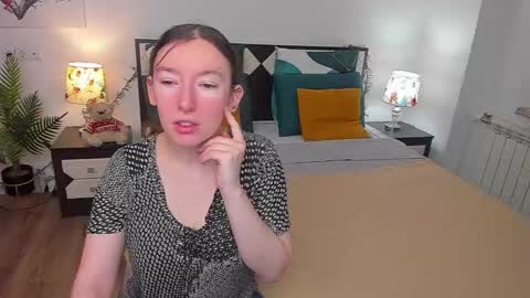 Catrin online show from 02/18/25, 04:26