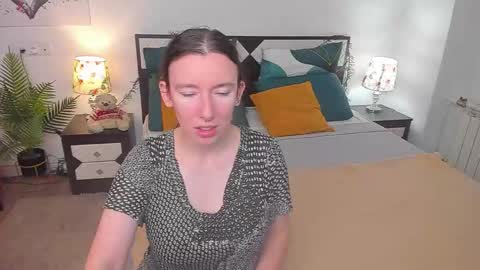 Catrin online show from 09/13/25, 08:14