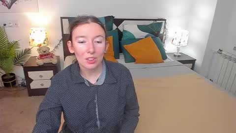 Catrin online show from 09/22/25, 05:53