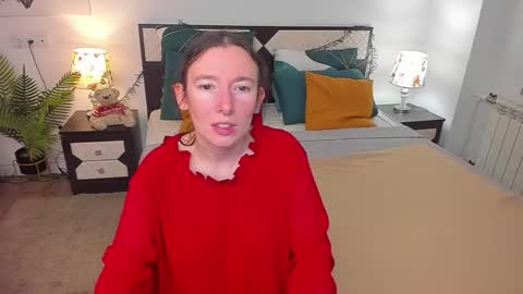 Catrin online show from 10/22/25, 07:52