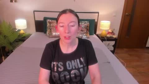 Catrin online show from 07/05/26, 04:19