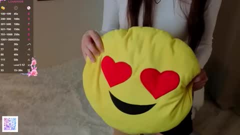 Monica online show from 09/11/25, 06:13