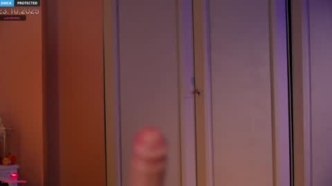 Snapshot of cathleenprecious chatting on 10/23/25, 04:39 Cathleen online show from 10/23/25, 04:39