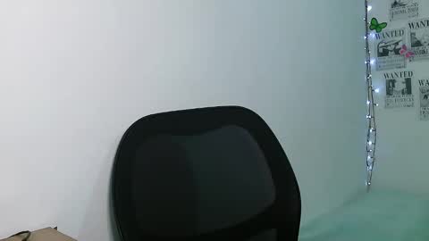 Snapshot of cathywaynef chatting on 10/03/25, 10:51 cathywaynef online show from 10/03/25, 10:51