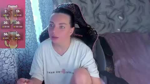 .  .  online show from 07/28/26, 02:13