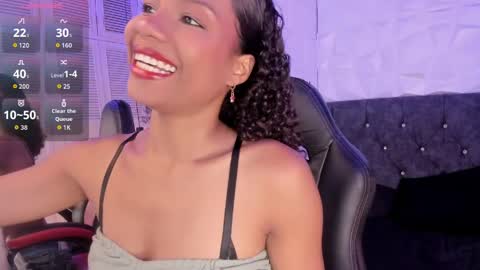 Snapshot of catiusca_dl chatting on 06/06/26, 05:17 Catiusca online show from 06/06/26, 05:17