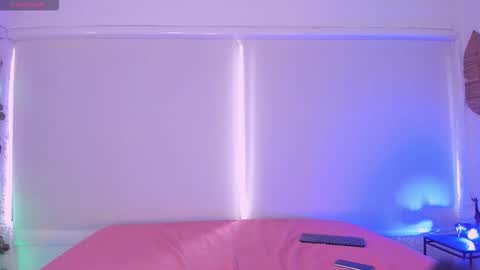 Snapshot of catleya_noire chatting on 12/04/25, 08:28 Catleya online show from 12/04/25, 08:28