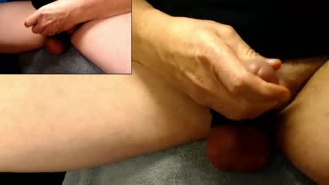 Snapshot of catlover03 chatting on 11/11/25, 04:51 Mike online show from 11/11/25, 04:51