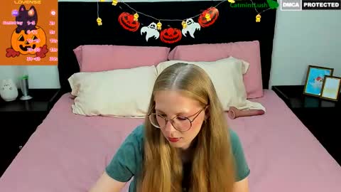 Snapshot of catmintlush chatting on 11/02/25, 11:40 CatmintLush online show from 11/02/25, 11:40