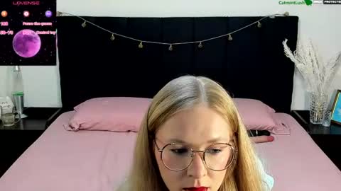 CatmintLush online show from 07/05/26, 11:34