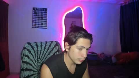 Snapshot of catnuaa chatting on 12/15/24, 05:23 catnuaa online show from 12/15/24, 05:23
