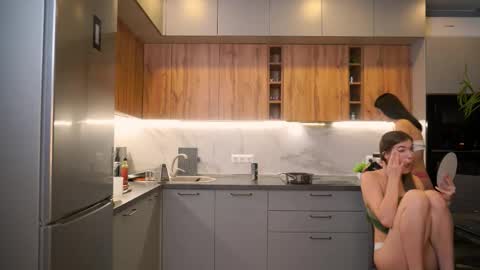 catolinanight online show from 10/28/25, 06:17