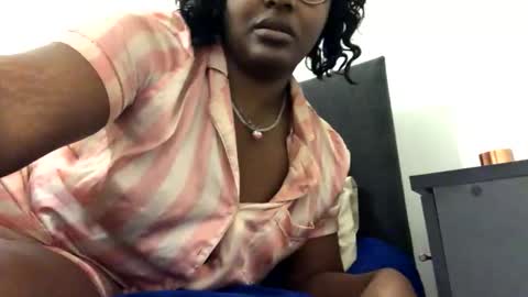 Snapshot of catpixel chatting on 10/23/25, 08:57 catpixel online show from 10/23/25, 08:57