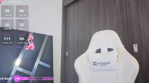 Snapshot of catrina_rich chatting on 11/03/25, 09:59 catrina online show from 11/03/25, 09:59