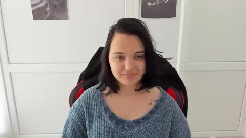 Snapshot of catrine_cute chatting on 05/31/26, 09:05 Catrine online show from 05/31/26, 09:05
