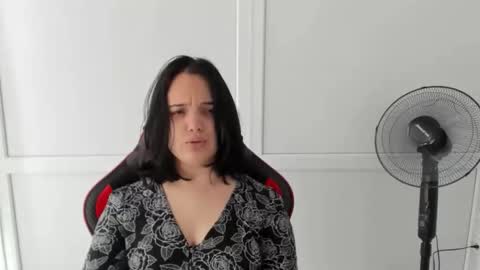 Snapshot of catrine_cute chatting on 06/07/26, 06:39 Catrine online show from 06/07/26, 06:39