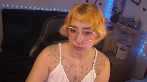 im MIA  -Independent Model  MY OF is catsito3 online show from 06/13/26, 05:49