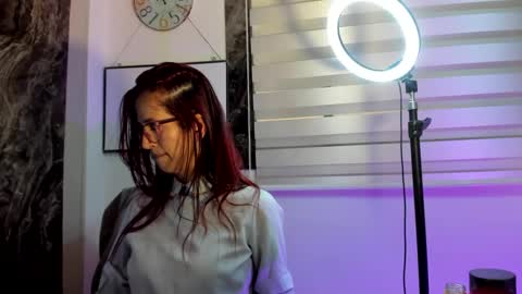 Snapshot of catt_evans1 chatting on 12/02/24, 10:56 CATT EVANS online show from 12/02/24, 10:56