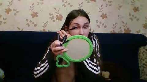 catt_kat online show from 10/08/25, 09:51