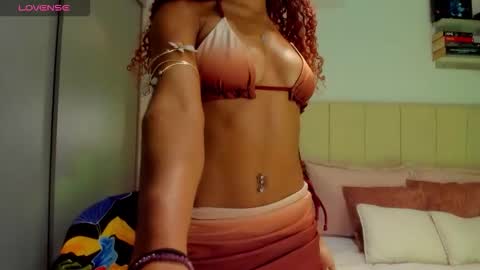 Snapshot of cattaleya_russ chatting on 09/20/25, 01:17 catta 3 online show from 09/20/25, 01:17