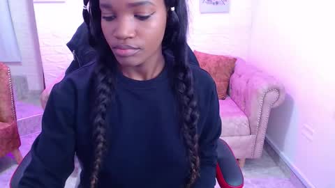 Snapshot of cattalheya chatting on 11/12/25, 12:27 Catta online show from 11/12/25, 12:27