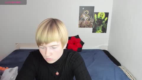 Snapshot of cattie_w_ chatting on 11/07/25, 01:38 cattie_w_ online show from 11/07/25, 01:38