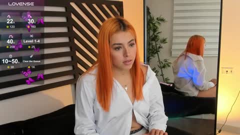 Snapshot of cattleya_veloza chatting on 02/17/25, 11:31 Cattleya online show from 02/17/25, 11:31