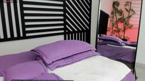 Snapshot of cattleya_veloza chatting on 03/02/25, 02:54 Cattleya online show from 03/02/25, 02:54