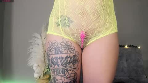    online show from 10/11/25, 05:50