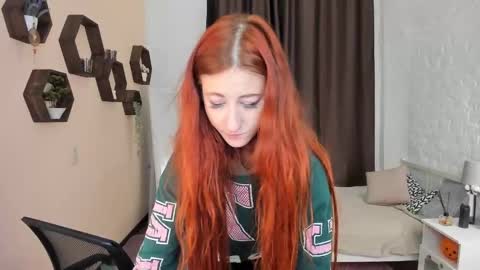 caty_cuddly online show from 12/05/24, 04:42