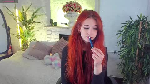 caty_cuddly online show from 12/07/24, 09:44