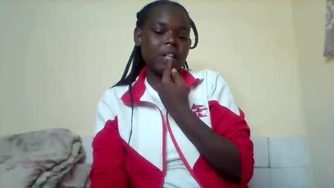 Mecy online show from 09/16/25, 09:54