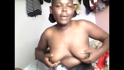 Snapshot of cavy_sweet chatting on 04/09/26, 07:25 Mecy online show from 04/09/26, 07:25