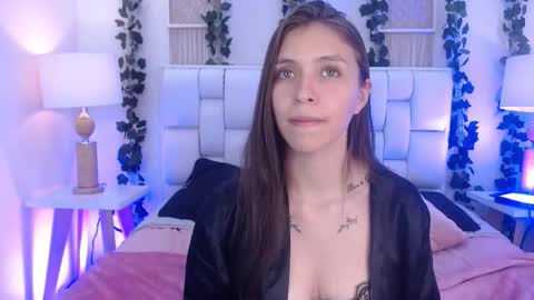 Snapshot of cayetana_01 chatting on 03/20/26, 07:52 cayetana online show from 03/20/26, 07:52