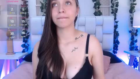 Snapshot of cayetana_01 chatting on 05/17/26, 07:54 cayetana online show from 05/17/26, 07:54