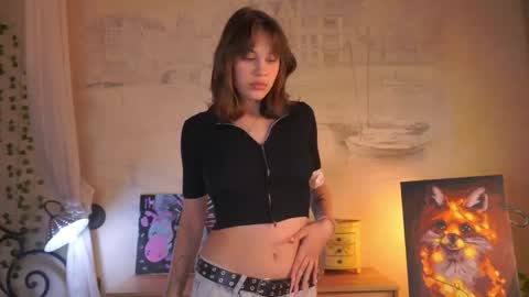 Snapshot of caylaplair chatting on 09/11/25, 02:28 Laurena online show from 09/11/25, 02:28