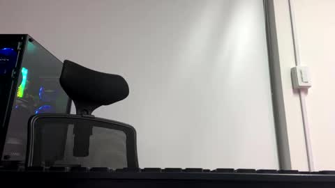 cayu_frensh94 online show from 12/13/24, 11:06