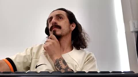 cayu_frensh94 online show from 12/21/25, 02:46