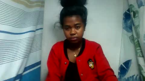 Snapshot of cclanioo chatting on 05/18/26, 04:07 cclanioo online show from 05/18/26, 04:07