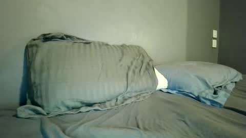 Snapshot of cclovefrench chatting on 10/25/25, 08:47 cclovefrench online show from 10/25/25, 08:47