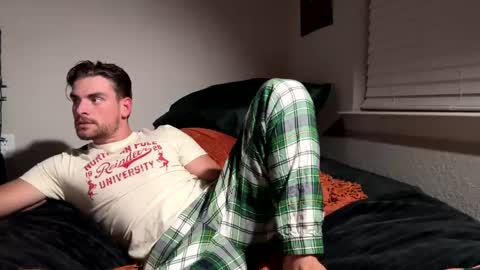 Snapshot of ccmanrivs120 chatting on 12/21/24, 04:19 Rivs online show from 12/21/24, 04:19