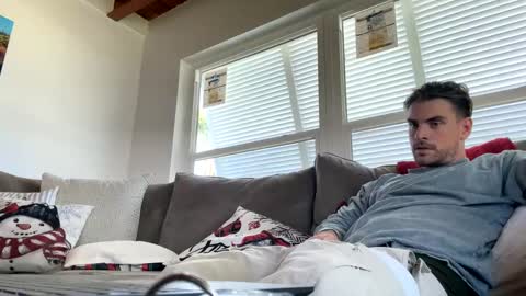 Snapshot of ccmanrivs120 chatting on 02/10/25, 06:56 Rivs online show from 02/10/25, 06:56