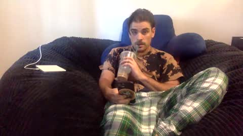 Snapshot of ccmanrivs120 chatting on 02/20/25, 06:46 Rivs online show from 02/20/25, 06:46