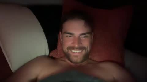 Snapshot of ccmanrivs120 chatting on 09/16/25, 02:12 Rivs online show from 09/16/25, 02:12