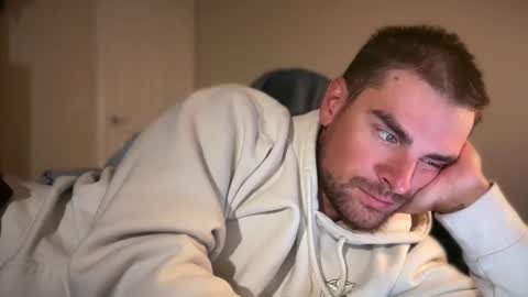 Snapshot of ccmanrivs120 chatting on 10/15/25, 04:07 Rivs online show from 10/15/25, 04:07